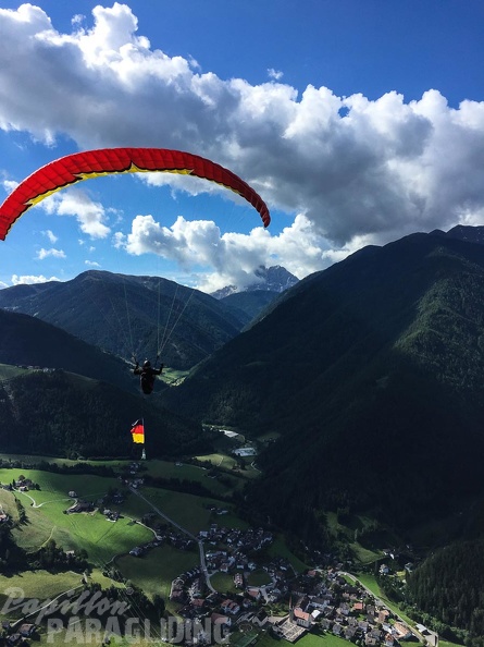 DT24.16-Paragliding-Luesen-1301