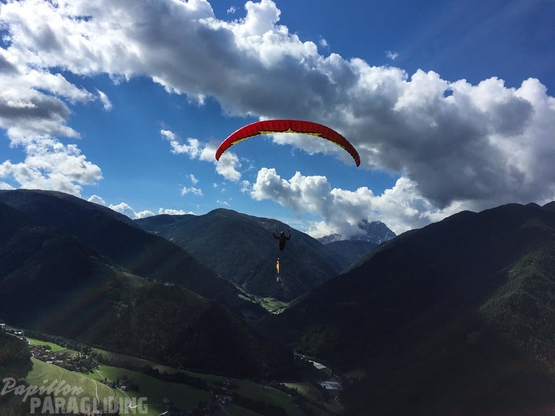 DT24.16-Paragliding-Luesen-1303