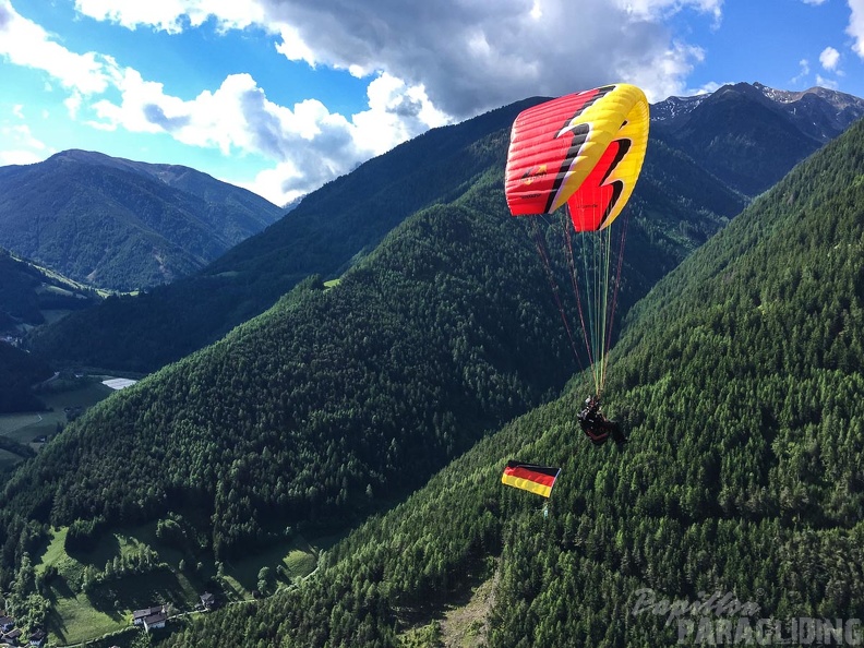 DT24.16-Paragliding-Luesen-1318