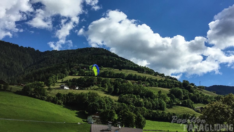 DT24.16-Paragliding-Luesen-1380