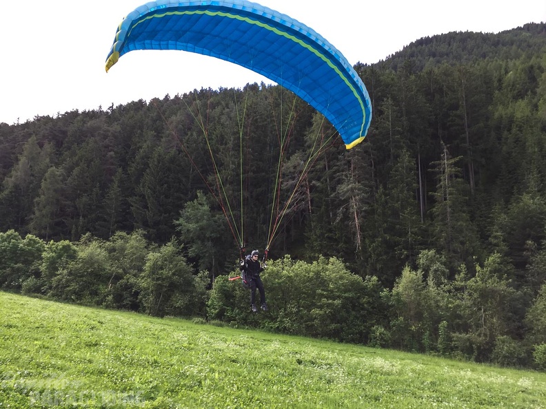 DT24.16-Paragliding-Luesen-1397