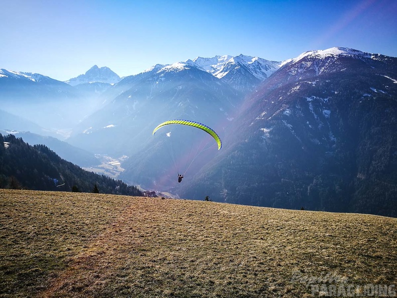 DH11.17_Luesen-Paragliding-161.jpg