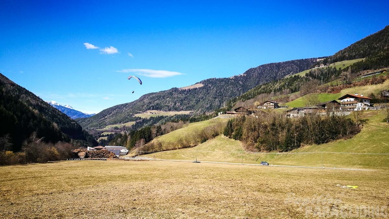 DH11.17 Luesen-Paragliding-204