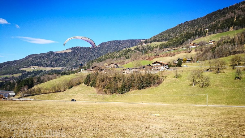 DH11.17_Luesen-Paragliding-205.jpg