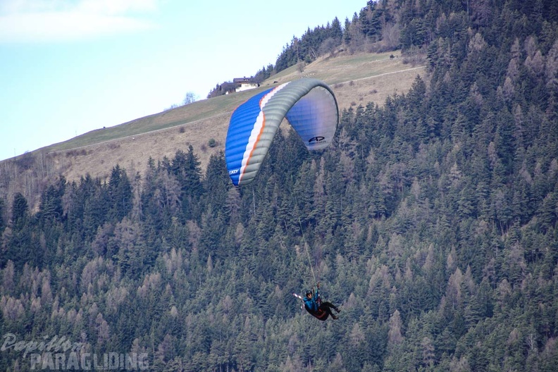 DH11.17 Luesen-Paragliding-261
