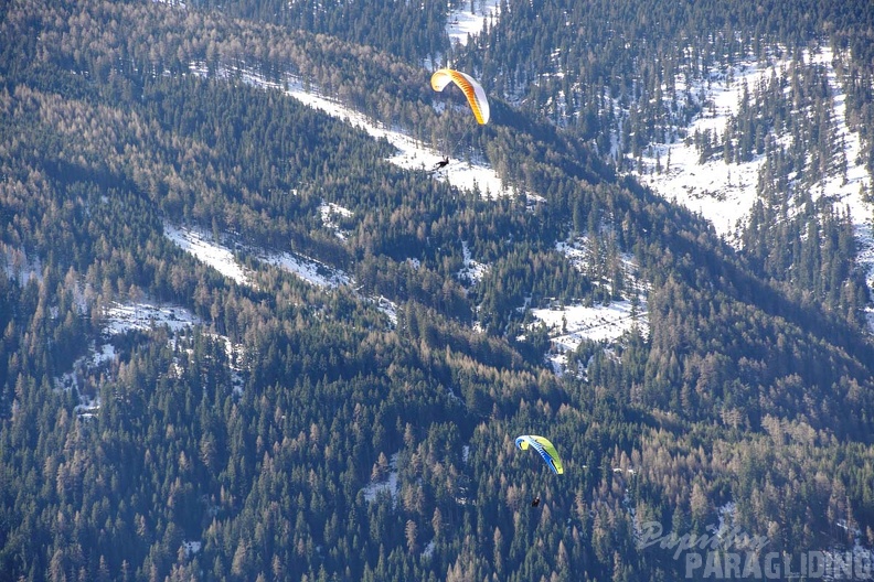 DH11.17_Luesen-Paragliding-338.jpg