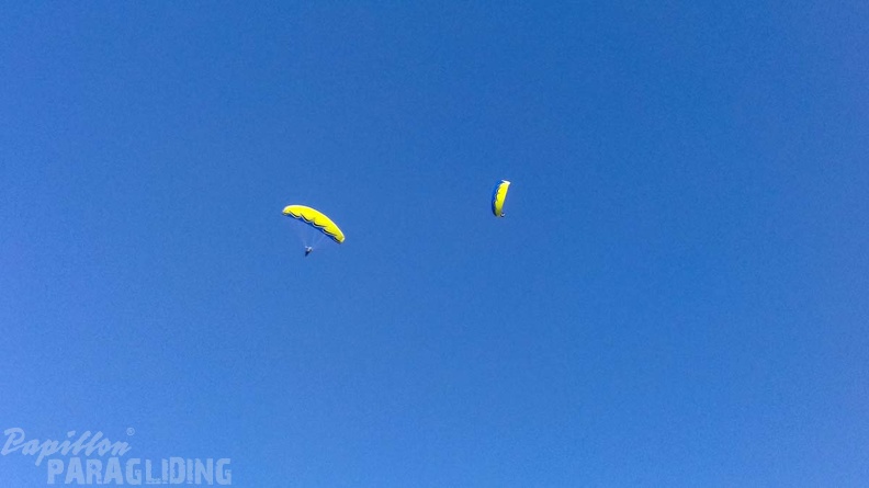 DH11.17 Luesen-Paragliding-369