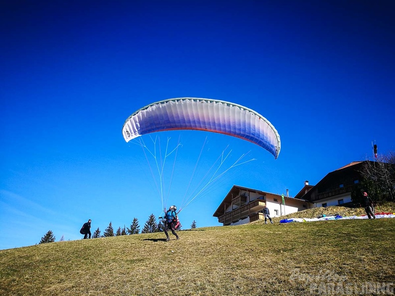 DH11.17 Luesen-Paragliding-391