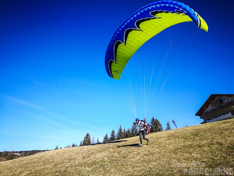 DH11.17_Luesen-Paragliding-412.jpg