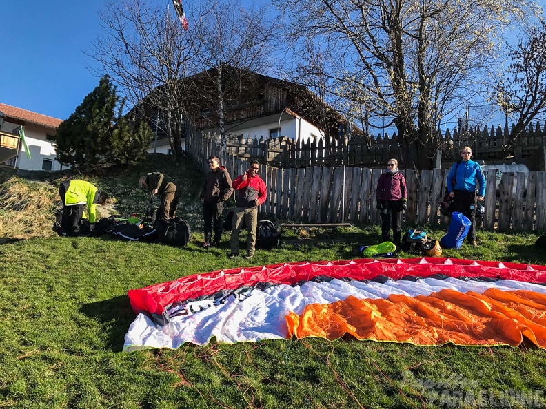 DH13.17 Luesen-Paragliding-151