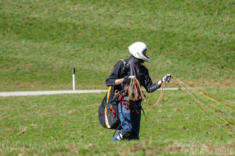 DH13.17_Luesen-Paragliding-407.jpg