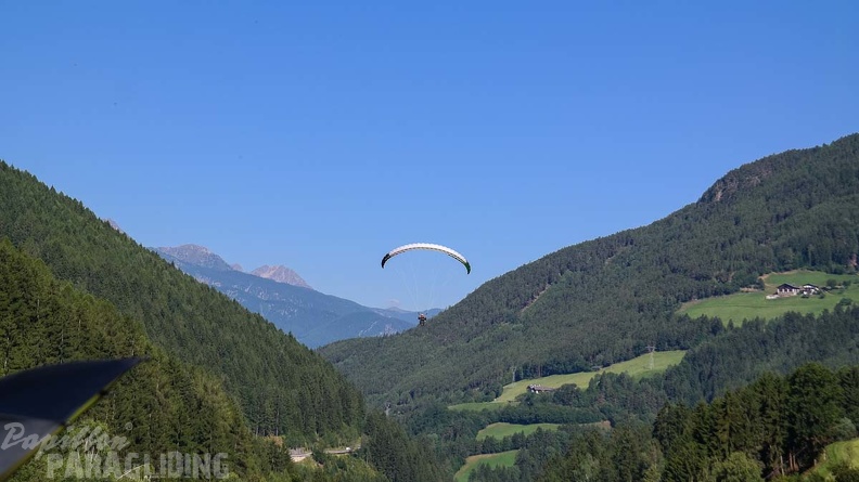 DH27.17_Luesen-Paragliding-112.jpg