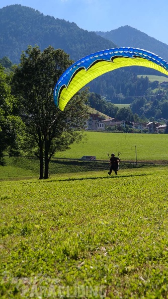 DH27.17_Luesen-Paragliding-125.jpg
