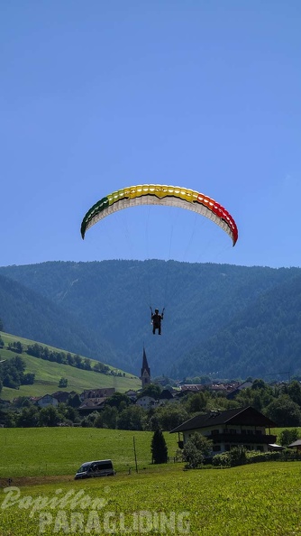 DH27.17_Luesen-Paragliding-131.jpg