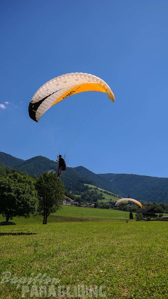 DH27.17_Luesen-Paragliding-170.jpg
