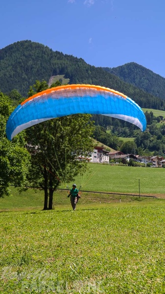 DH27.17_Luesen-Paragliding-184.jpg
