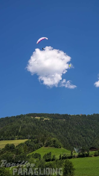 DH27.17 Luesen-Paragliding-185