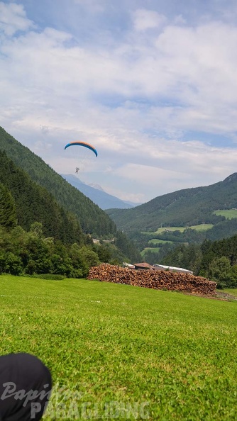 DH27.17_Luesen-Paragliding-271.jpg