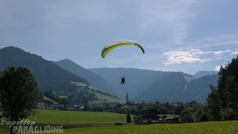 DH27.17_Luesen-Paragliding-273.jpg