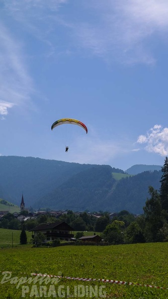 DH27.17_Luesen-Paragliding-292.jpg