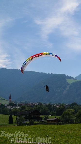 DH27.17_Luesen-Paragliding-304.jpg