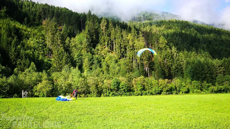 DH28.17_Luesen-Paragliding-119.jpg