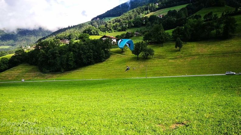 DH28.17_Luesen-Paragliding-147.jpg