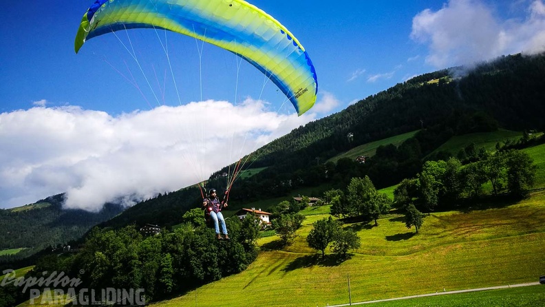 DH28.17_Luesen-Paragliding-159.jpg