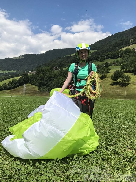 DH28.17_Luesen-Paragliding-202.jpg