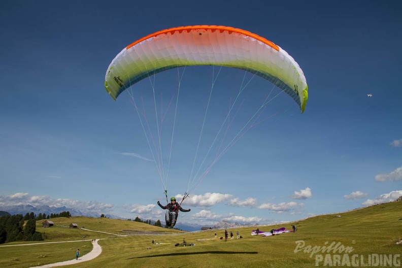 DH34.17_Luesen-Paragliding-213.jpg