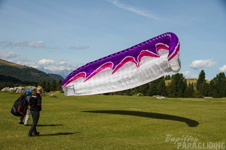 DH34.17 Luesen-Paragliding-462