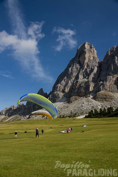 DH34.17 Luesen-Paragliding-472