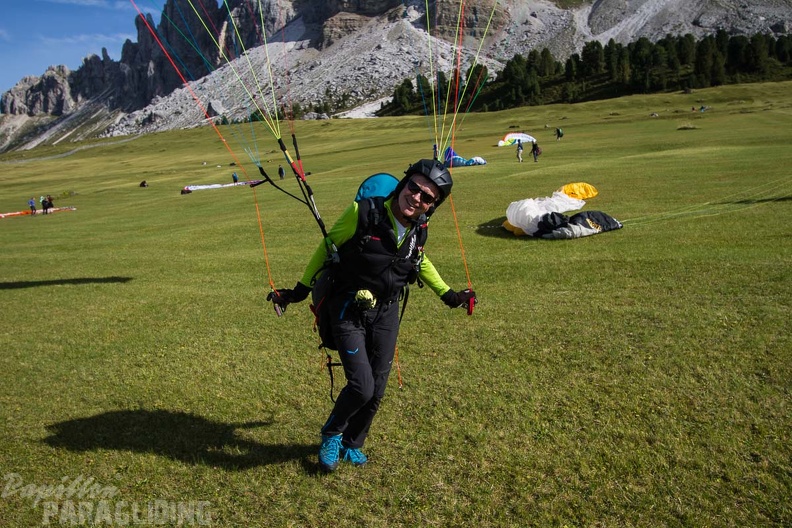 DH34.17 Luesen-Paragliding-594