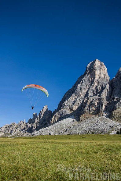 DH34.17 Luesen-Paragliding-919