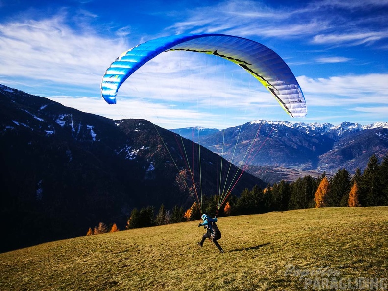 DH47.17-Luesen Paragliding-194