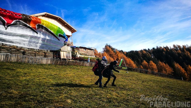 DH47.17-Luesen Paragliding-197