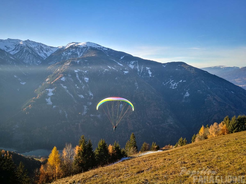 DH47.17-Luesen Paragliding-264