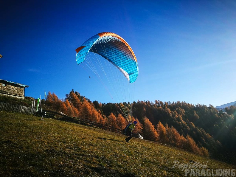 DH47.17-Luesen Paragliding-274