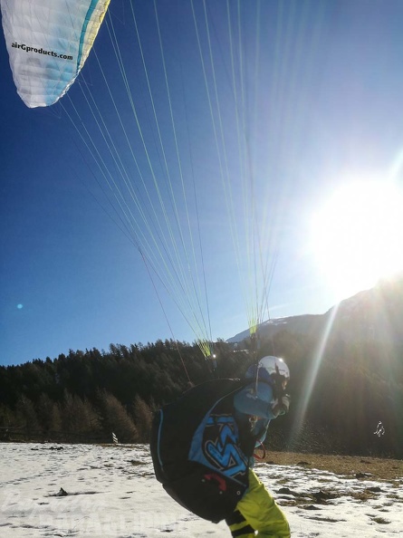 DH52.17 Luesen-Paragliding-111