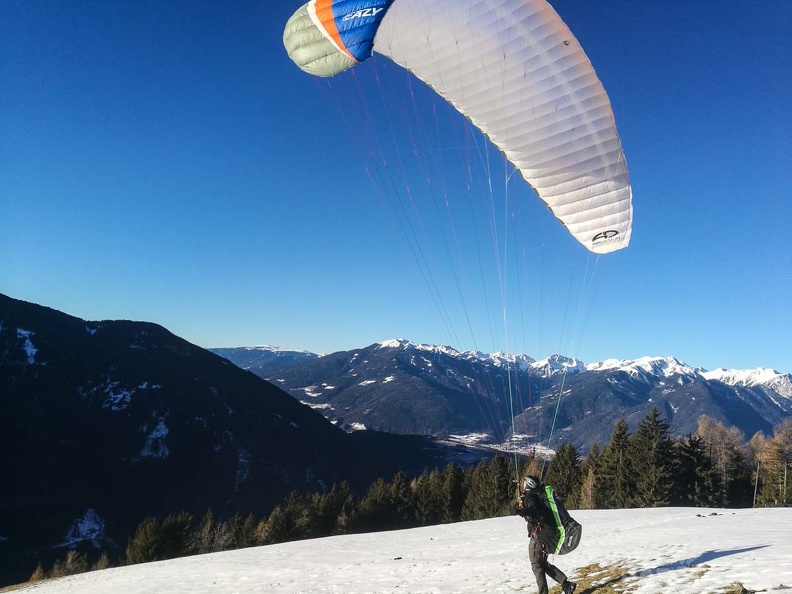 DH52.17_Luesen-Paragliding-115.jpg