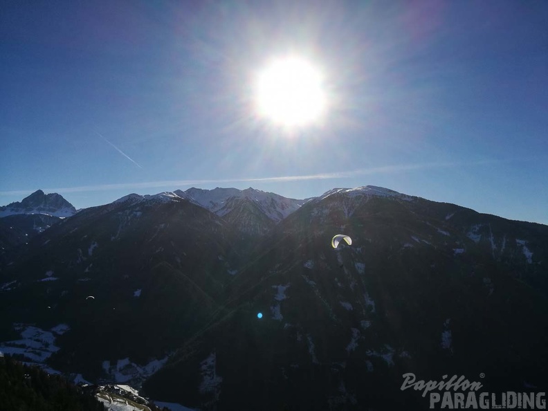 DH52.17 Luesen-Paragliding-266