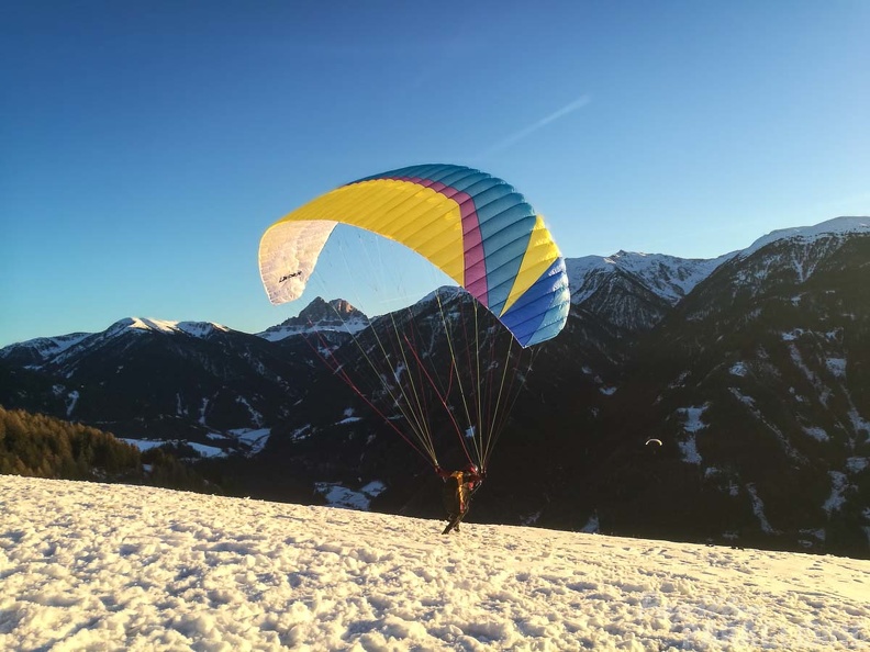 DH52.17_Luesen-Paragliding-304.jpg