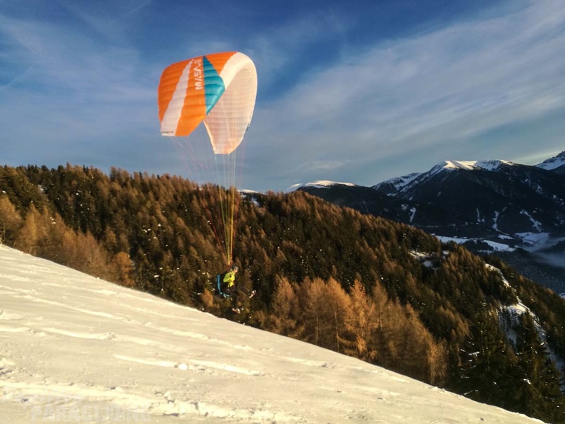 DH1.18 Luesen-Paragliding-257