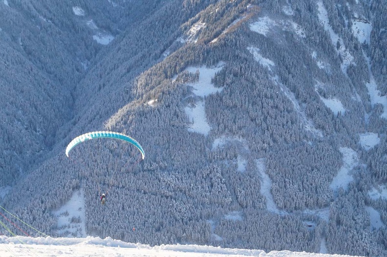DH1.18 Luesen-Paragliding-451