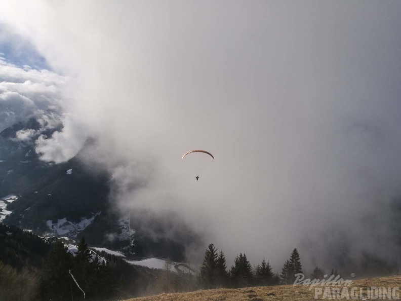 DH11.18 Luesen-Paragliding-151