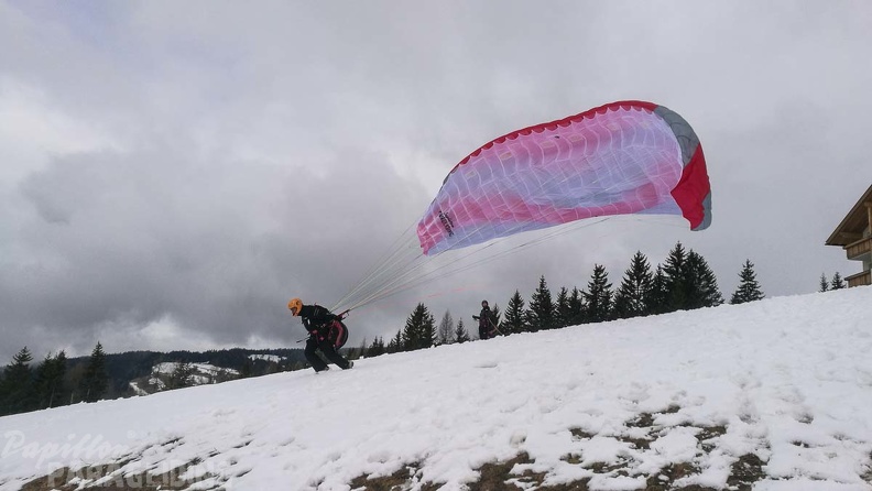 DH11.18 Luesen-Paragliding-179