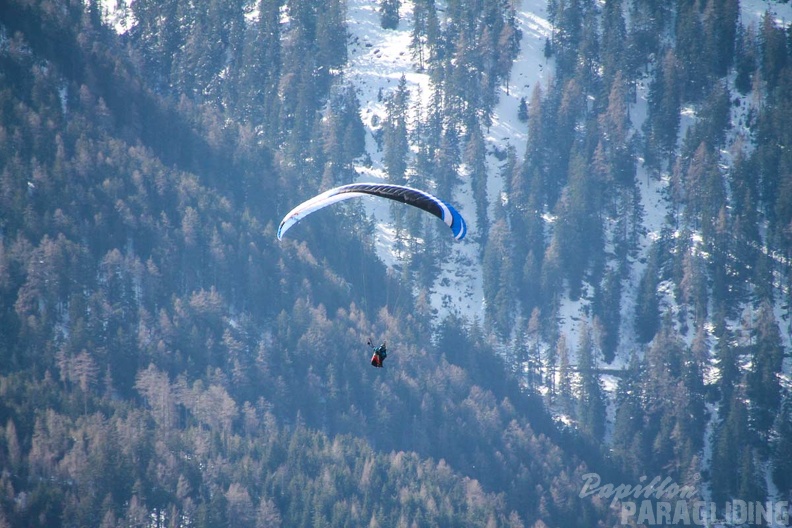 DH12.18_Luesen-Paragliding-125.jpg