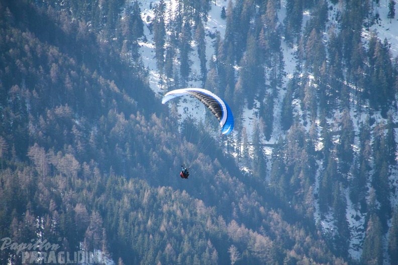 DH12.18 Luesen-Paragliding-127