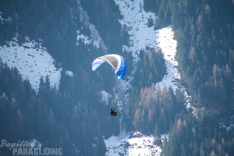 DH12.18 Luesen-Paragliding-146