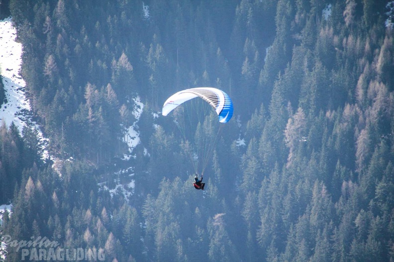 DH12.18 Luesen-Paragliding-149